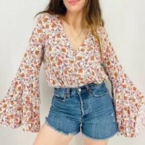Intimately Free People Dainty Orange Floral Bell Sleeve Bodysuit Size Medium